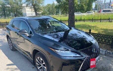Lexus RX IV рестайлинг, 2021 год, 6 000 000 рублей, 18 фотография