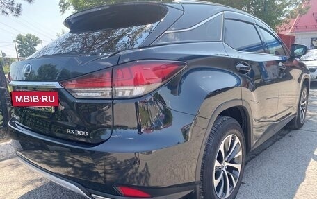 Lexus RX IV рестайлинг, 2021 год, 6 000 000 рублей, 11 фотография