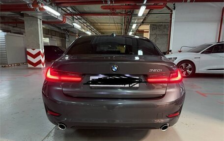 BMW 3 серия, 2020 год, 3 900 000 рублей, 8 фотография
