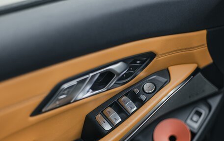 BMW 3 серия, 2020 год, 4 890 000 рублей, 37 фотография