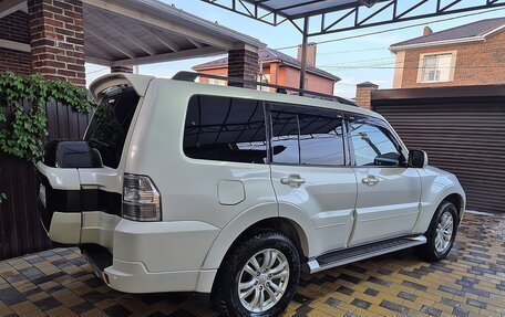 Mitsubishi Pajero IV, 2017 год, 2 900 000 рублей, 3 фотография