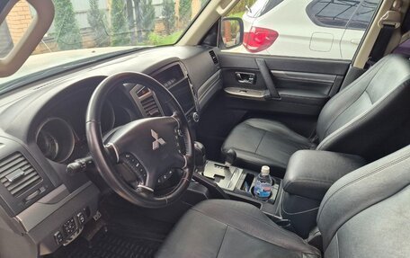 Mitsubishi Pajero IV, 2017 год, 2 900 000 рублей, 7 фотография