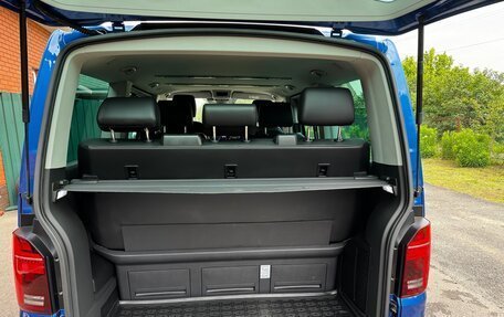 Volkswagen Multivan T6 рестайлинг, 2022 год, 13 000 000 рублей, 5 фотография
