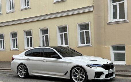 BMW 5 серия, 2019 год, 7 000 000 рублей, 25 фотография