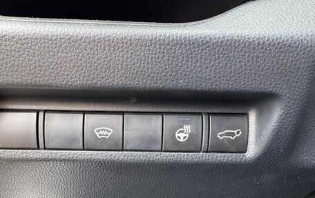 Toyota RAV4, 2019 год, 3 000 000 рублей, 20 фотография