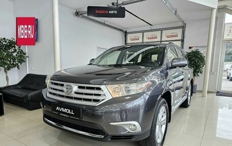 Toyota Highlander III, 2012 год, 2 485 000 рублей, 2 фотография