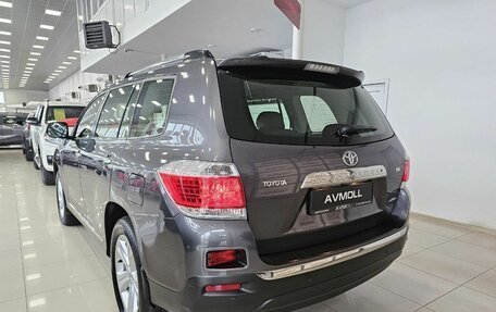 Toyota Highlander III, 2012 год, 2 485 000 рублей, 9 фотография