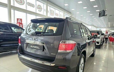 Toyota Highlander III, 2012 год, 2 485 000 рублей, 10 фотография
