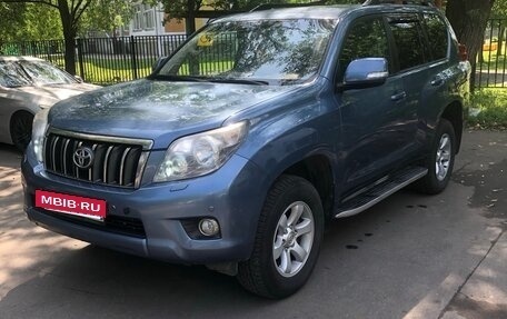 Toyota Land Cruiser Prado 150 рестайлинг 2, 2010 год, 2 700 000 рублей, 3 фотография