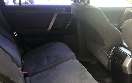 Toyota Land Cruiser Prado 150 рестайлинг 2, 2010 год, 2 700 000 рублей, 9 фотография