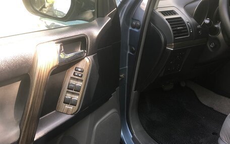 Toyota Land Cruiser Prado 150 рестайлинг 2, 2010 год, 2 700 000 рублей, 21 фотография