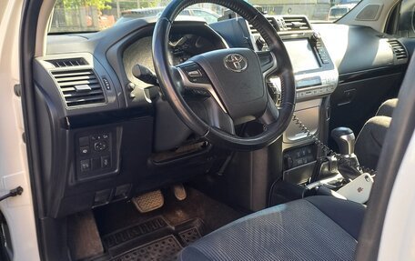 Toyota Land Cruiser Prado 150 рестайлинг 2, 2019 год, 4 700 000 рублей, 7 фотография