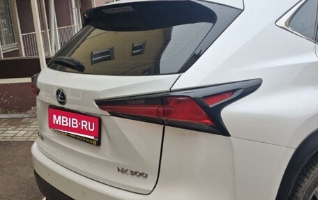 Lexus NX I, 2017 год, 3 200 000 рублей, 12 фотография
