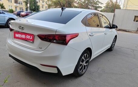 Hyundai Solaris II рестайлинг, 2018 год, 1 350 000 рублей, 3 фотография