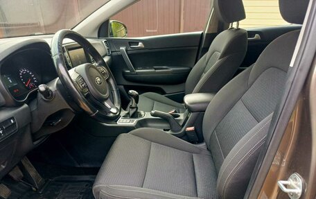KIA Sportage IV рестайлинг, 2018 год, 1 640 000 рублей, 7 фотография