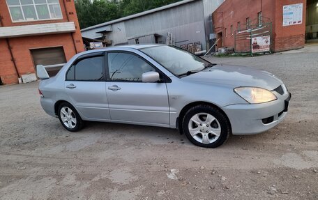 Mitsubishi Lancer IX, 2003 год, 449 000 рублей, 3 фотография