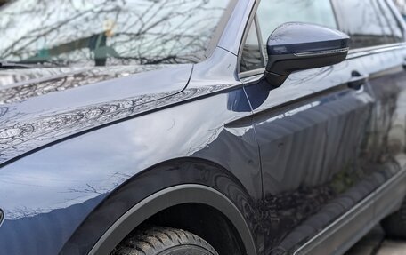 Volkswagen Tiguan II, 2017 год, 1 800 000 рублей, 6 фотография