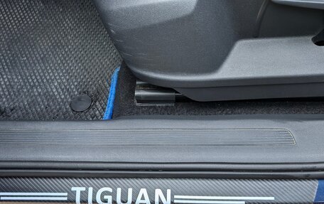 Volkswagen Tiguan II, 2017 год, 1 800 000 рублей, 16 фотография