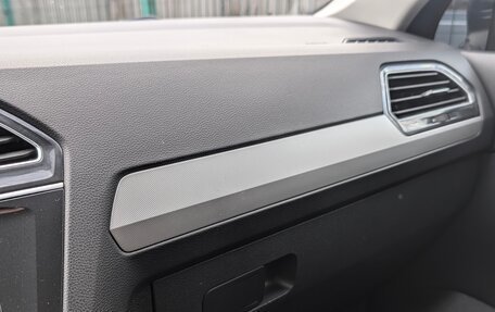 Volkswagen Tiguan II, 2017 год, 1 800 000 рублей, 29 фотография