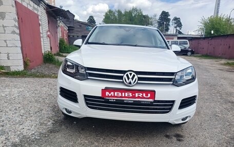 Volkswagen Touareg III, 2014 год, 2 300 000 рублей, 2 фотография