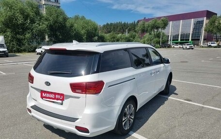 KIA Carnival III, 2019 год, 3 100 000 рублей, 5 фотография