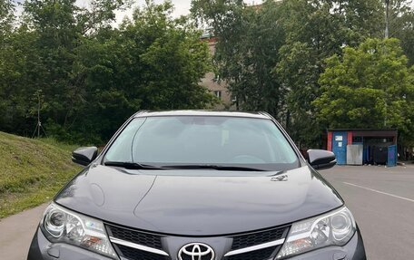 Toyota RAV4, 2015 год, 1 760 000 рублей, 1 фотография