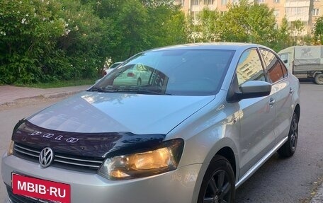 Volkswagen Polo VI (EU Market), 2013 год, 790 000 рублей, 2 фотография