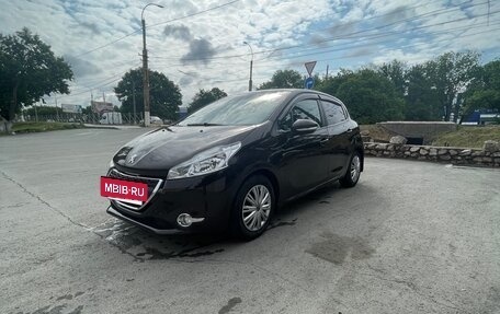 Peugeot 208 II, 2013 год, 875 000 рублей, 9 фотография
