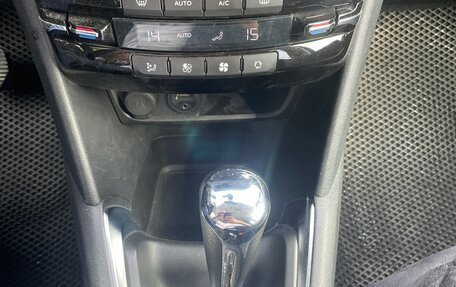 Peugeot 208 II, 2013 год, 875 000 рублей, 15 фотография