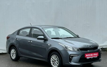 KIA Rio IV, 2018 год, 1 375 000 рублей, 3 фотография