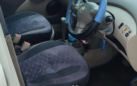 Toyota Platz, 2003 год, 400 000 рублей, 7 фотография