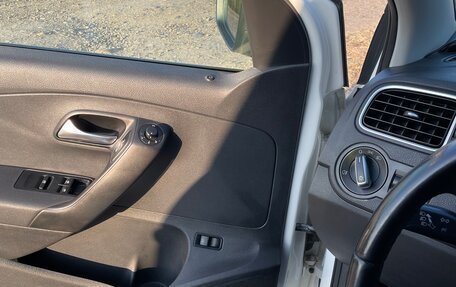 Volkswagen Polo VI (EU Market), 2013 год, 994 000 рублей, 20 фотография