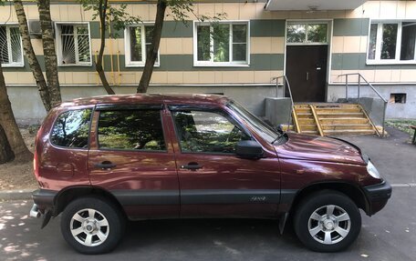 Chevrolet Niva I рестайлинг, 2004 год, 380 000 рублей, 2 фотография