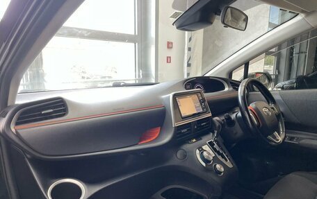 Toyota Sienta II, 2019 год, 1 100 000 рублей, 20 фотография