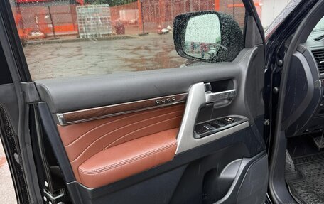 Toyota Land Cruiser 200, 2019 год, 9 100 000 рублей, 5 фотография