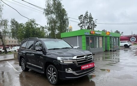 Toyota Land Cruiser 200, 2019 год, 9 100 000 рублей, 2 фотография
