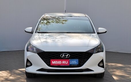 Hyundai Solaris II рестайлинг, 2020 год, 1 699 000 рублей, 2 фотография