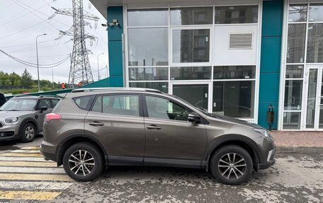 Toyota RAV4, 2016 год, 2 530 000 рублей, 4 фотография