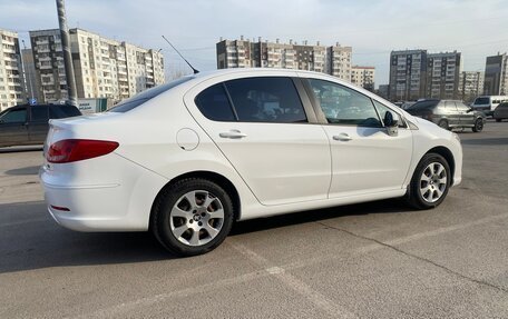 Peugeot 408 I рестайлинг, 2012 год, 650 000 рублей, 2 фотография