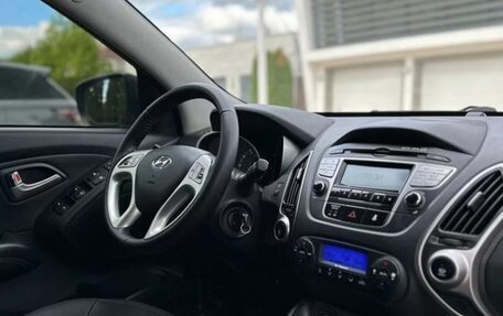 Hyundai ix35 I рестайлинг, 2012 год, 1 430 000 рублей, 2 фотография