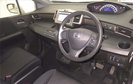 Honda Freed I, 2012 год, 720 000 рублей, 3 фотография