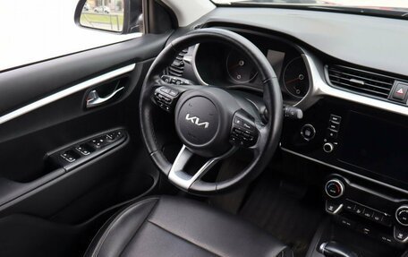 KIA Rio IV, 2021 год, 1 990 000 рублей, 13 фотография