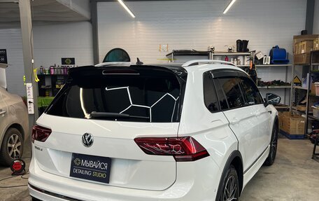 Volkswagen Tiguan II, 2019 год, 2 350 000 рублей, 3 фотография
