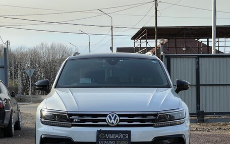 Volkswagen Tiguan II, 2019 год, 2 350 000 рублей, 2 фотография