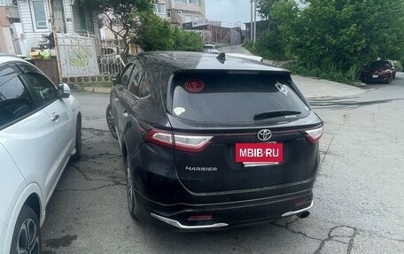 Toyota Harrier, 2019 год, 2 700 000 рублей, 2 фотография