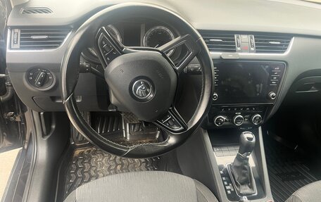 Skoda Octavia, 2017 год, 1 680 000 рублей, 6 фотография