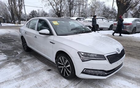 Skoda Superb III рестайлинг, 2024 год, 3 190 000 рублей, 7 фотография
