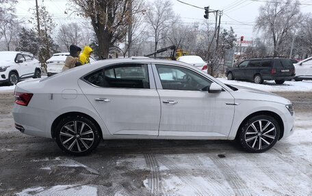 Skoda Superb III рестайлинг, 2024 год, 3 190 000 рублей, 5 фотография