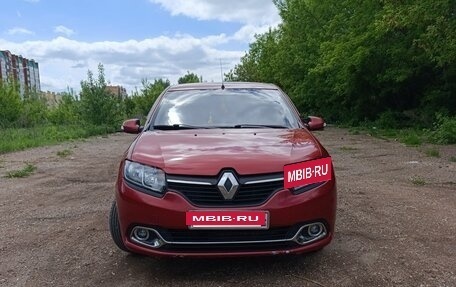 Renault Logan II, 2015 год, 640 000 рублей, 2 фотография