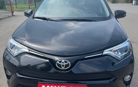 Toyota RAV4, 2018 год, 3 100 000 рублей, 1 фотография